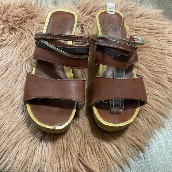 OluKai Shoes - Olukai Kamala Wedge Brown Sandals Size 7
